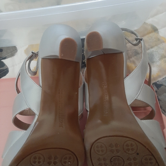 Shoes - Picture 4 of 5